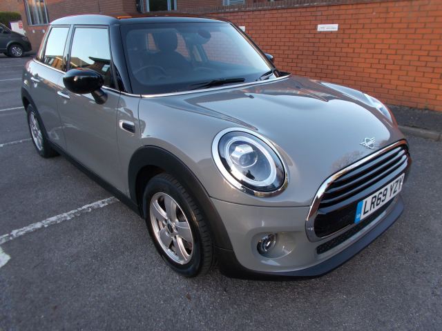 MINI Hatch 5-Door Hatch Cooper Classic